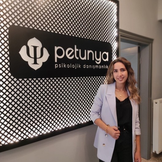 Psix. məsl. ZEYNEP ŞAHİN