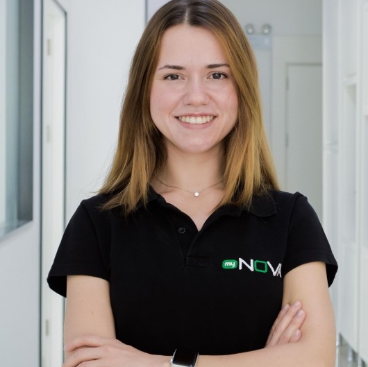 Diş hək. JÜLİDE GÜLER