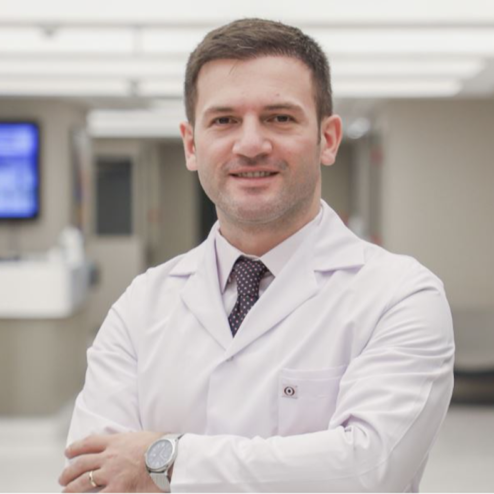 Op. Dr. VUGAR ALAKBAROV