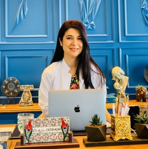 UZM. DR. AYLİN KARAHASAN