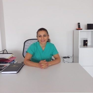 Cərrah Dr. EMEL FERMANCI KILCI