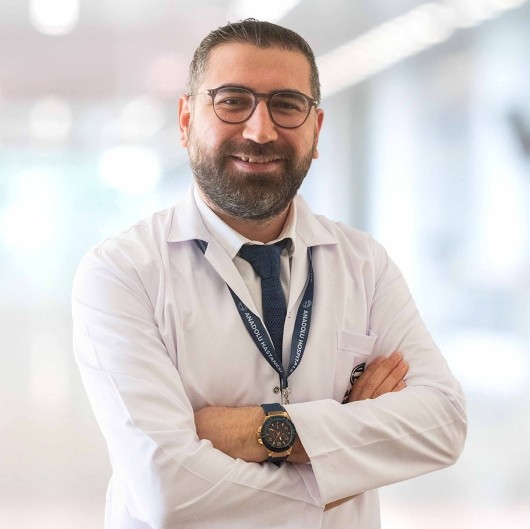 UZM. DR. MURAT ESİN