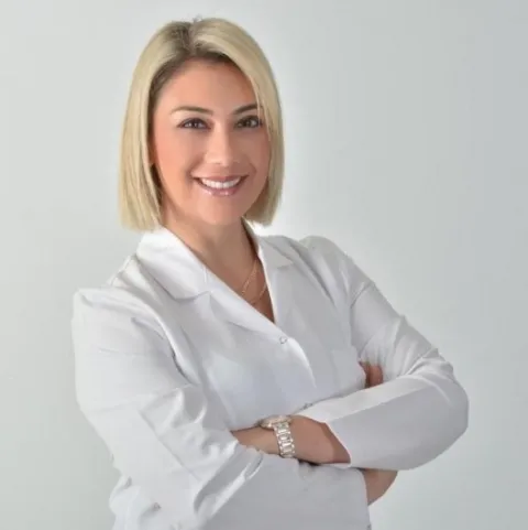 OP. DR. ÖZGE ÖZTÜRK
