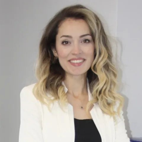 Spec. DDS BÜŞRA GÜVEN HEPYÜKSELEN