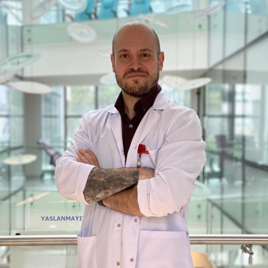 OP. DR. ALİ EDİZ KIVANÇ