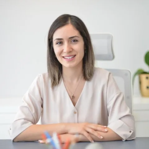 UZM. DR. PELİN ÜNALAN ÖZPERÇİN