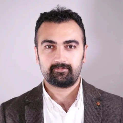 UZM. DR. EMRE TAN