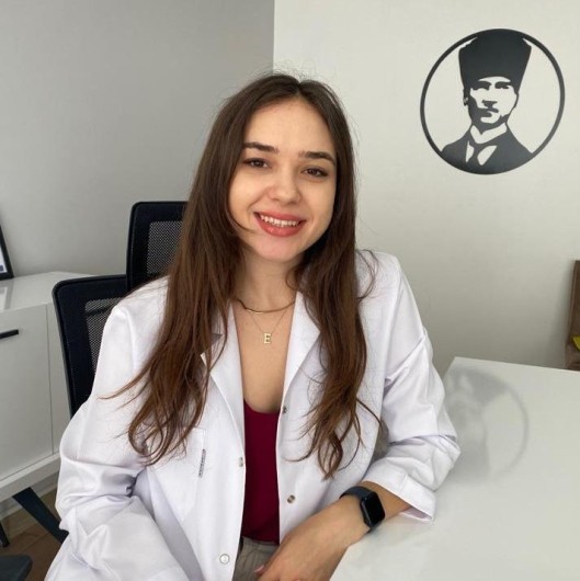 Diyet. ELİF ÜZÜMCÜ
