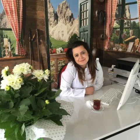 DR. DT. BURCU OKTAY ÇÖVEN