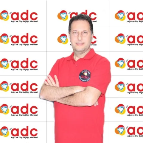 Diş hək. NAFİ AKIN