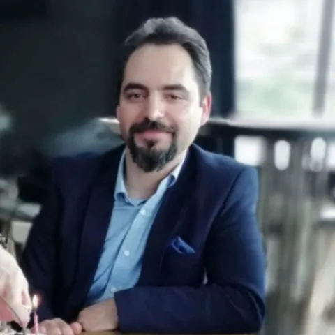 İxt. Dr. MURAT KARAMAN