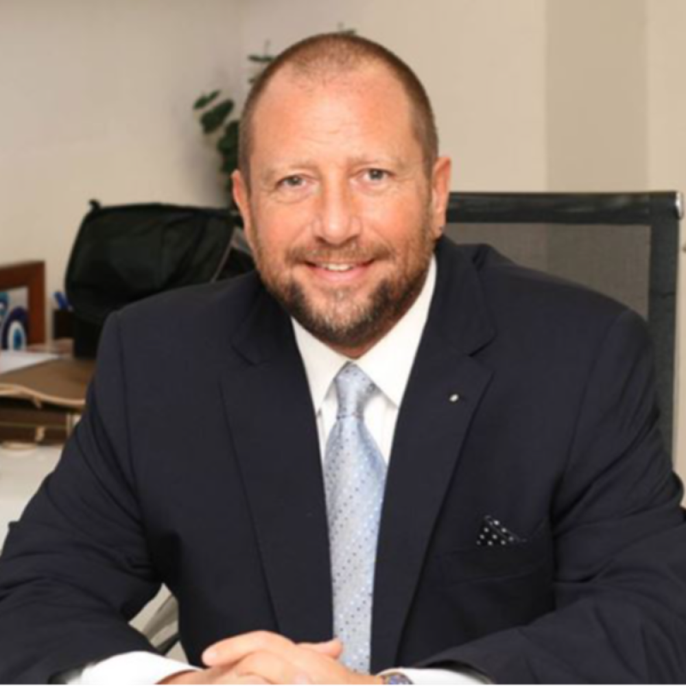 Prof. Dr. LEON SAPORTA