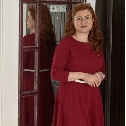 UZM. DR. DEMET KESİCİ