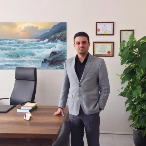 UZM. DR. MEHMET MERT KORYÜREK