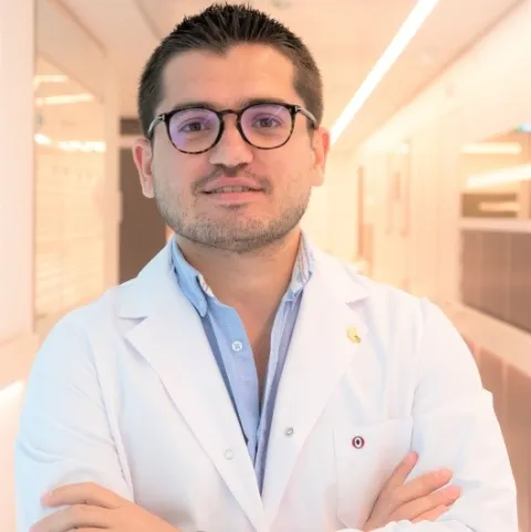 UZM. DR. ONUR ÇAPKAN