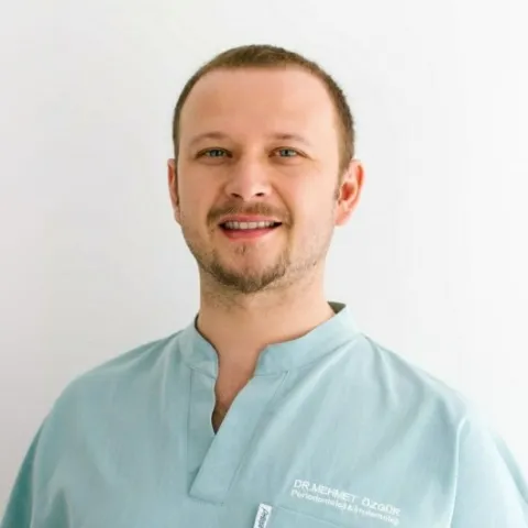 UZM. DT. MEHMET ÖZGÜR
