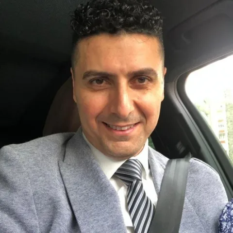 UZM. DT. DOĞAN ÖZ