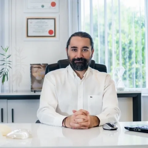 Chir. Dr. BORA YÜCEL