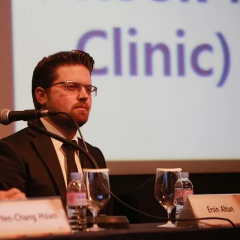 UZM. DR. MUHAMMET ÖMÜR ERSİN ALTUN