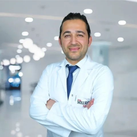 DOÇ. DR. EMRAH BEYAN