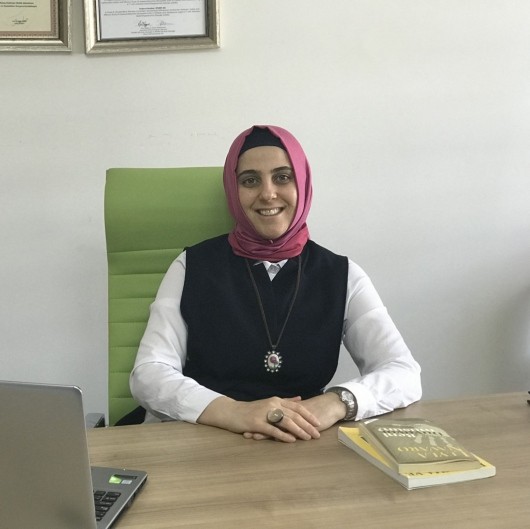 UZM. DR. NAZLI ÇELENK