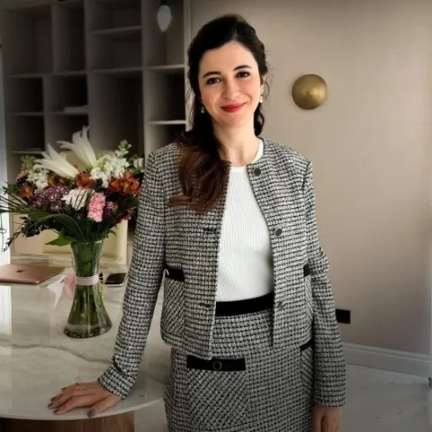 UZM. DR. ECE NUR DEĞİRMENTEPE