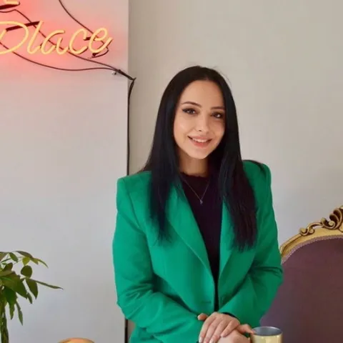 DYT. AYŞE ECEM KRAL