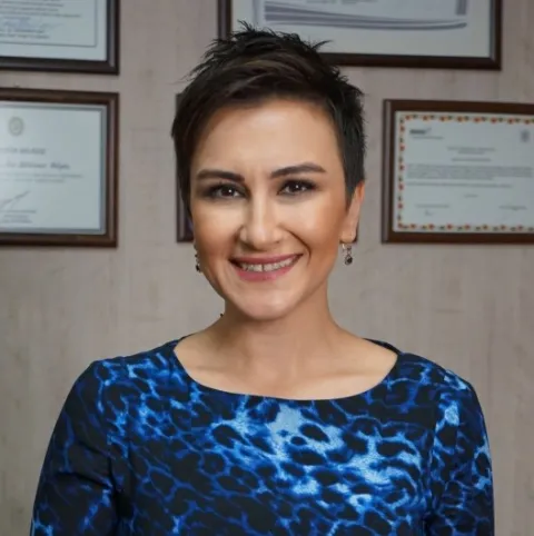 UZM. DR. ASLI AKTÜMEN
