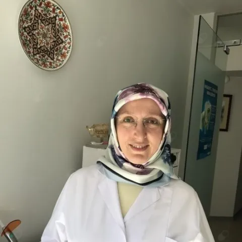 Zahnarzt EMİNE BALCI