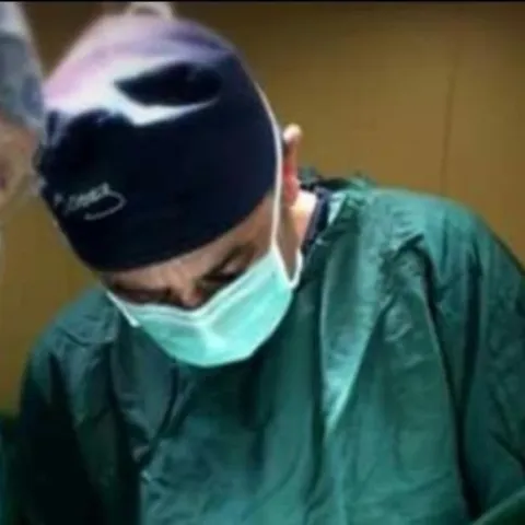 Surg. Dr. SİNAN AYHAN