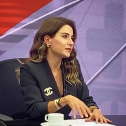 Spec. Dr. CEMRE GEZE