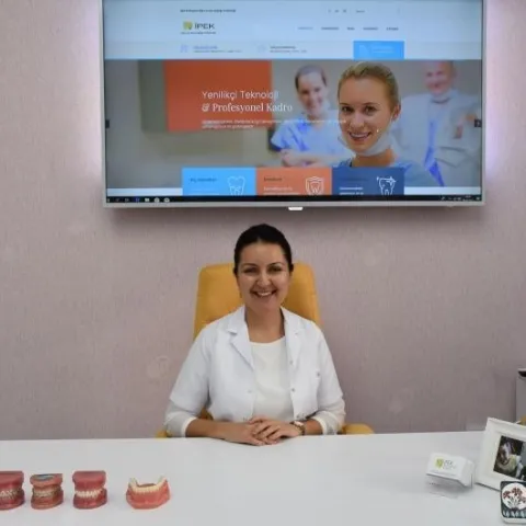 DR. DT. BURÇİN İPEK