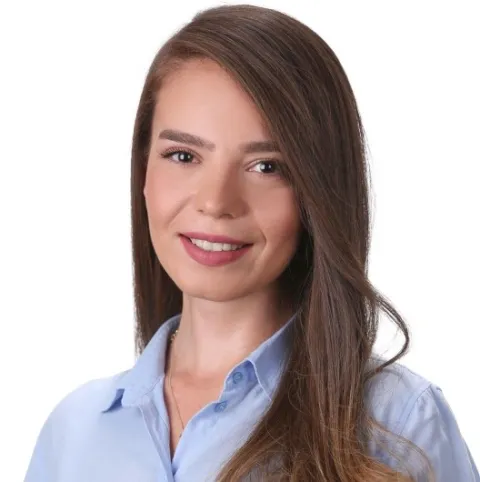 UZM. KL. PSK. MERVE UYANIK