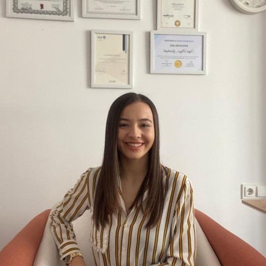 Psy. BEYZA İZMİRLİOĞLU