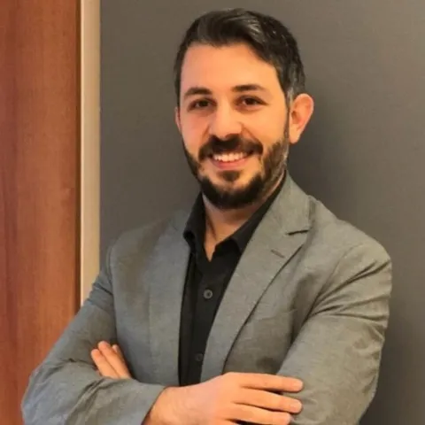 UZM. DR. ÖMER NART