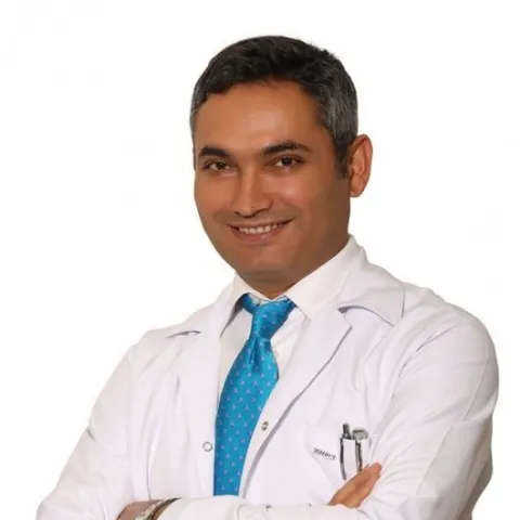 OP. DR. KADİR DİCLE