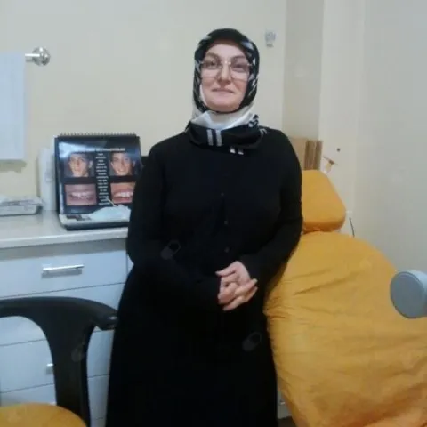 Zahnarzt ASİYE BULUT