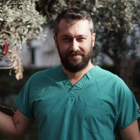 OP. DR. ONUR SÜMER