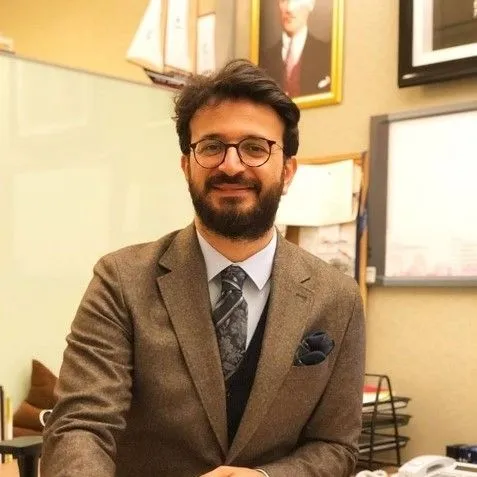 DOÇ. DR. GÜRHAN ŞİŞMAN