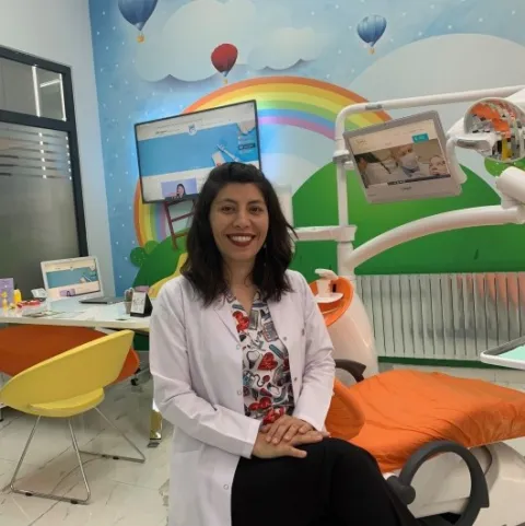 Fachzahnarzt ELİF TEKPINAR