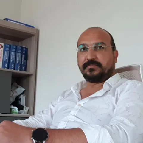 İxt. Dr. HAKAN OKUR