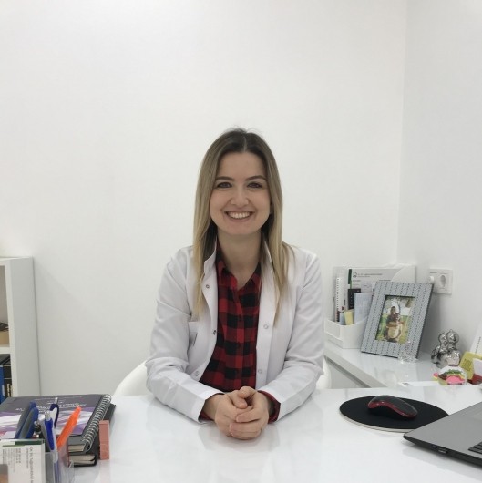 DR. DT. TUĞBA KAYASU AVŞAR