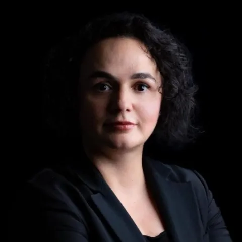DOÇ. DR. GÜLİN GÖKÇEN KESİCİ