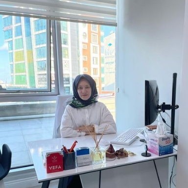 UZM. DT. ZEYNEP KAYA