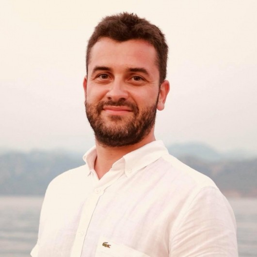 Spec. Dr. MEHMET ÖZGÜR NİFLİOĞLU