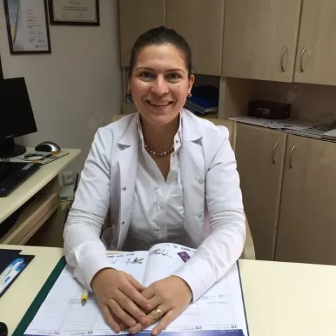 DR. DT. DENİZ GENCER