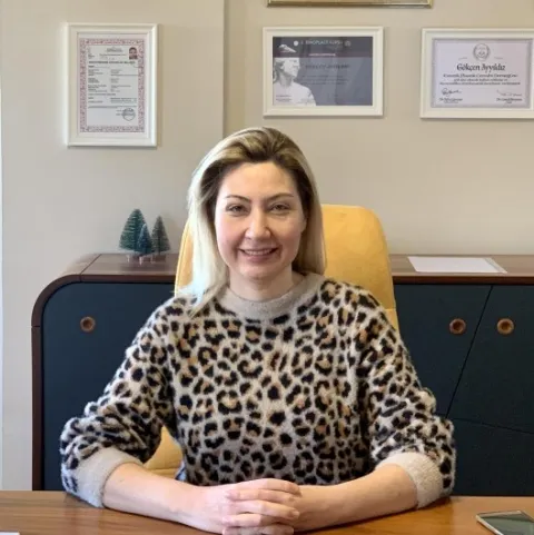OP. DR. GÖKÇEN AYYILDIZ