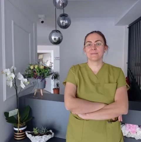 DOÇ. DR. EBRU ÇELİK KAVAK