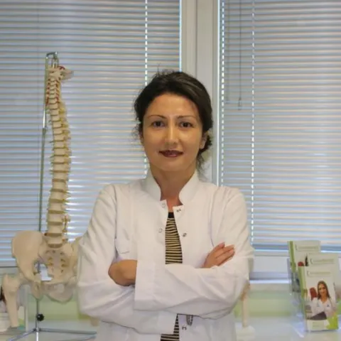UZM. DR. YASEMİN GÜLEŞAN