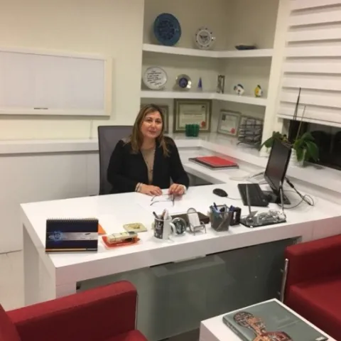PROF. DR. FAZİLET ÖNER DİNÇBAŞ